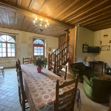 בית נופש Norman Manor House 8-10 Pers
