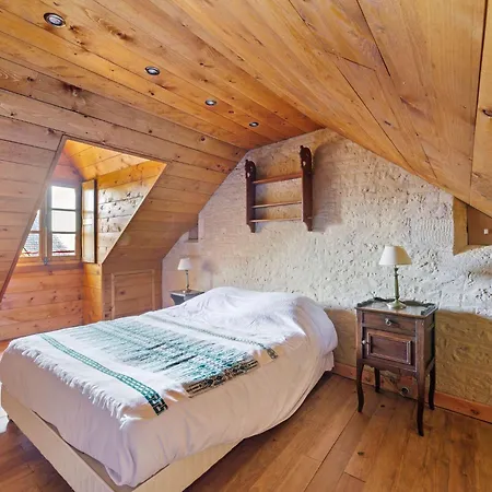 בית נופש Norman Manor House 8-10 Pers *